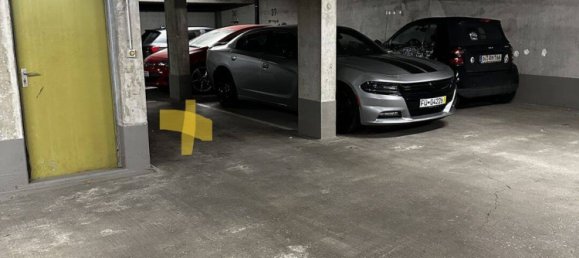 Parkplatz in Nuremberg, Germany, Nr. 297725 2