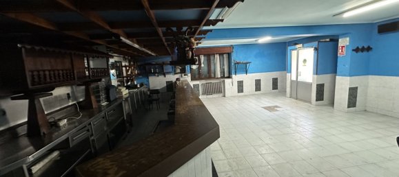 3 Schlafzimmer Haus in Oviedo, Spain, Nr. 28831 10