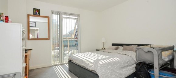 1 bedroom Apartment in London, United Kingdom No. 6390 10