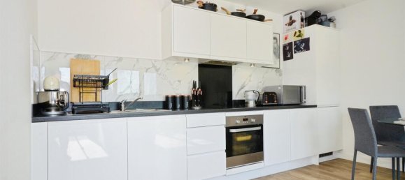 1 bedroom Apartment in London, United Kingdom No. 6390 16