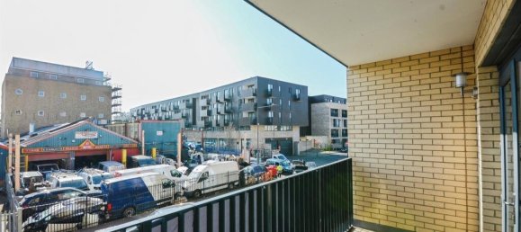 1 bedroom Apartment in London, United Kingdom No. 6390 8