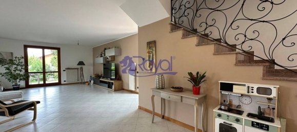 3 chambres Villa à Parabiago, Italy No. 326216 25