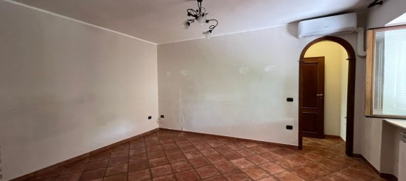6 rooms Villa in Caiazzo, Italy No. 266905 11