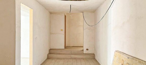 Квартира с 4 комнатами в Споторно, Италия № 149953 12