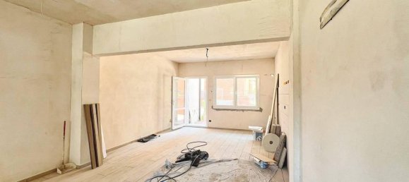 Квартира с 4 комнатами в Споторно, Италия № 149953 16