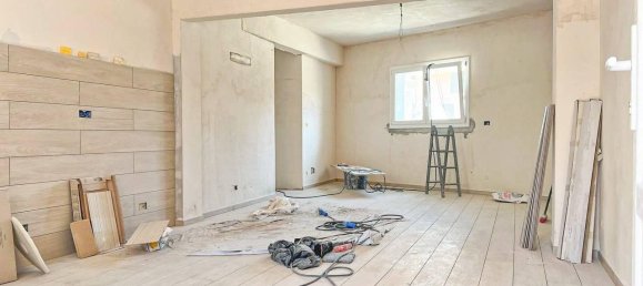 Квартира с 4 комнатами в Споторно, Италия № 149953 17