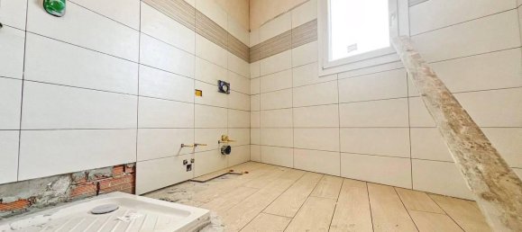 Квартира с 4 комнатами в Споторно, Италия № 149953 7