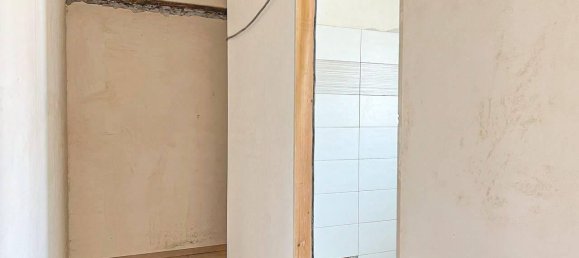 Квартира с 4 комнатами в Споторно, Италия № 149953 8