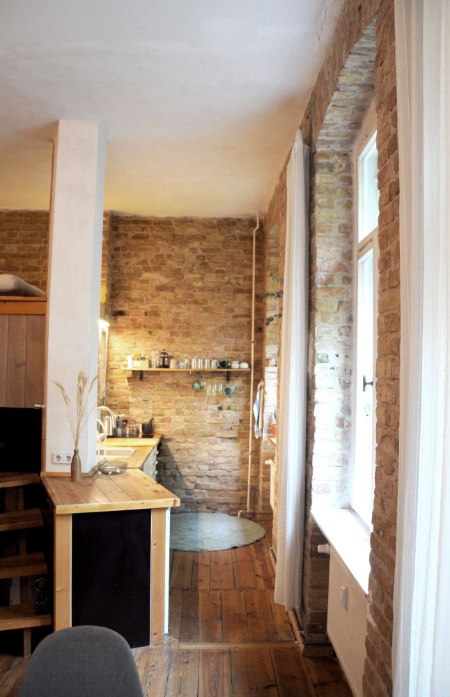 Studio in Neukolln, Germany No. 263449