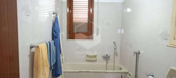 4 rooms House in Petrosino, Italy No. 123135 17