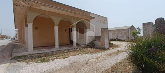 4 rooms House in Petrosino, Italy No. 123135 16
