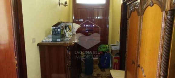 4 rooms House in Petrosino, Italy No. 123135 18