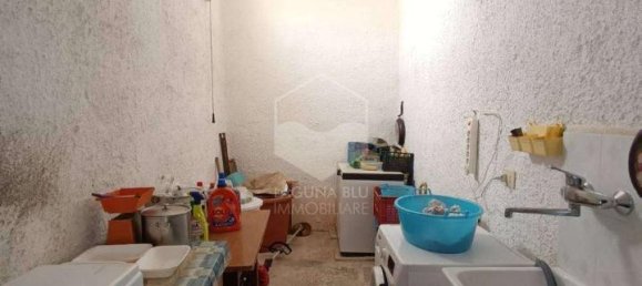 4 rooms House in Petrosino, Italy No. 123135 7