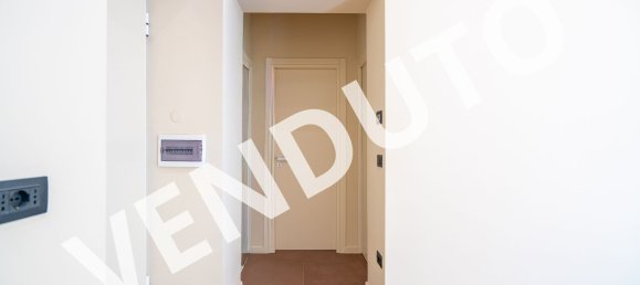 2 bedrooms Apartment in Turin, Italy No. 379362 17
