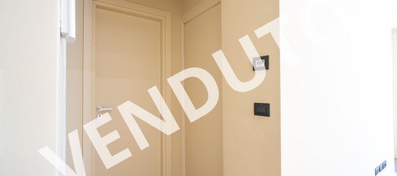 2 bedrooms Apartment in Turin, Italy No. 379362 15