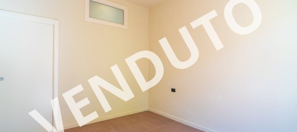 2 bedrooms Apartment in Turin, Italy No. 379362 24