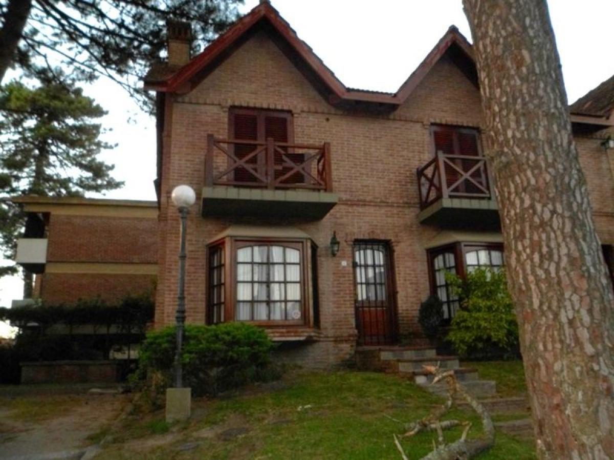 2 bedrooms Apartment in Mar del Plata, Argentina No. 64851