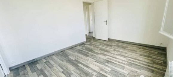 2 bedrooms Apartment in Epernay, France No. 304501 5