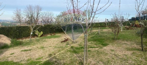 3 rooms Apartment in Recanati, Italy No. 2286 40