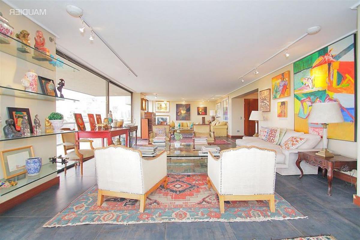 3 bedrooms Apartment in Santiago, Chile No. 2876