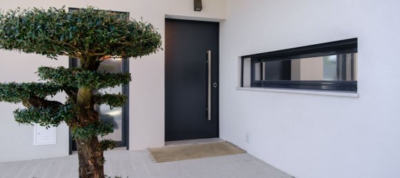 4 bedrooms Villa in Almada, Portugal No. 14799 4