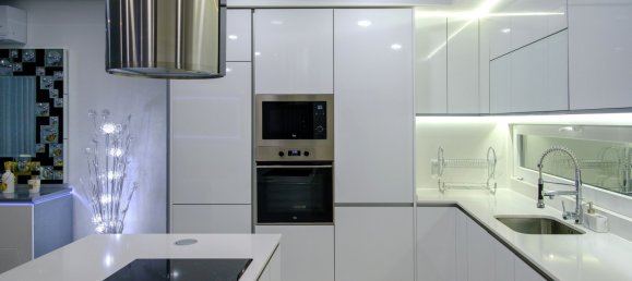 4 bedrooms Villa in Almada, Portugal No. 14799 7