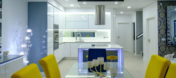 4 bedrooms Villa in Almada, Portugal No. 14799 6