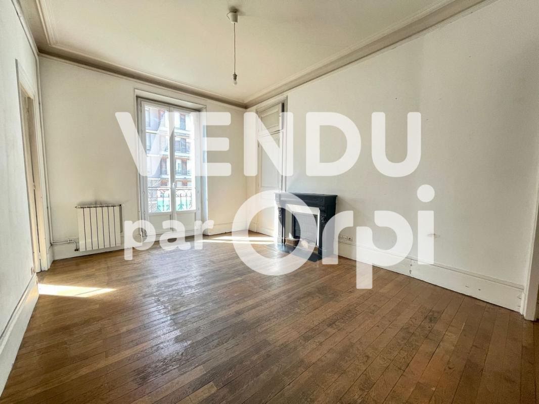 2 chambres Appartement à Grenoble, France No. 270693