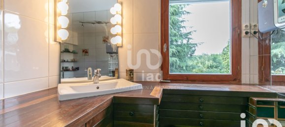 Casa de 4 dormitorios en Montreuil, France No. 322348 25