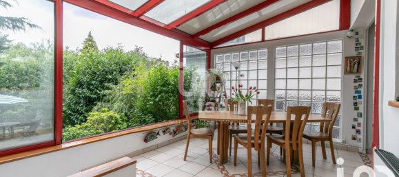 Casa de 4 dormitorios en Montreuil, France No. 322348 14