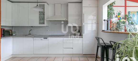 Casa de 4 dormitorios en Montreuil, France No. 322348 13