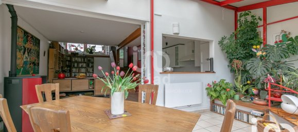 Casa de 4 dormitorios en Montreuil, France No. 322348 10