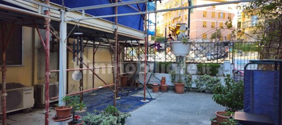 Apartamento T2 em Genoa, Italy N.º 329864 27