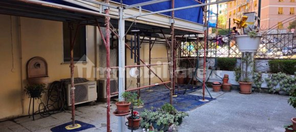 Apartamento T2 em Genoa, Italy N.º 329864 26