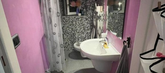 5 rooms House in Carrara, Italy No. 309069 7