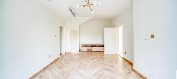 Вилла с 5 спальнями в Jumeirah Islands, ОАЭ № 112377 13