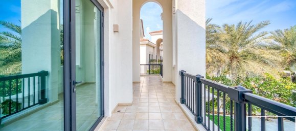 Вилла с 5 спальнями в Jumeirah Islands, ОАЭ № 112377 25