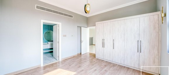 Вилла с 5 спальнями в Jumeirah Islands, ОАЭ № 112377 22