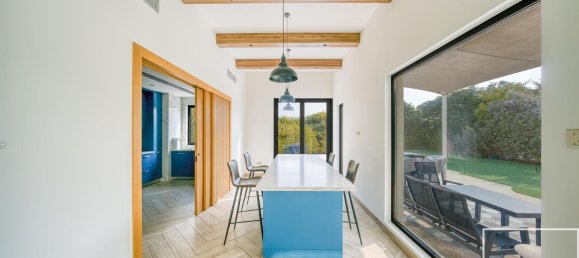 Вилла с 5 спальнями в Jumeirah Islands, ОАЭ № 112377 5