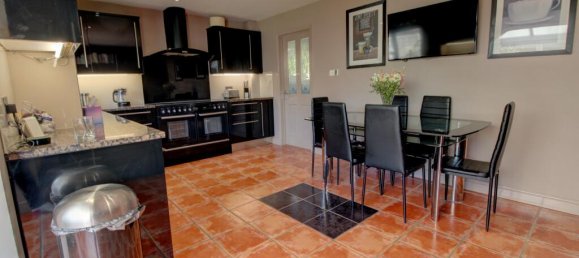 4 bedrooms House in Tadley, United Kingdom No. 10460 22