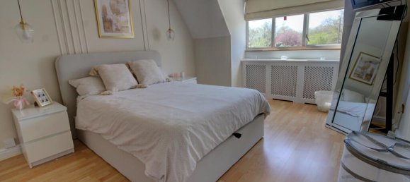 4 bedrooms House in Tadley, United Kingdom No. 10460 32