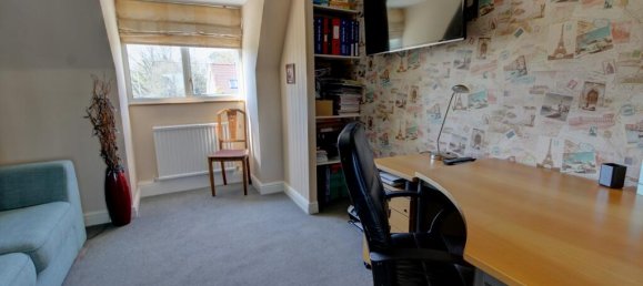 4 bedrooms House in Tadley, United Kingdom No. 10460 13