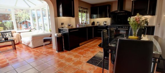 4 bedrooms House in Tadley, United Kingdom No. 10460 21