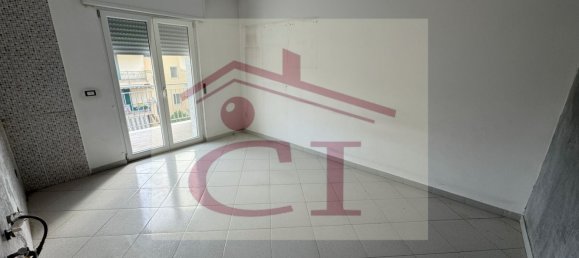 4 rooms Apartment in Giugliano in Campania, Italy No. 31593 31