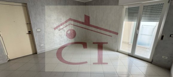 4 rooms Apartment in Giugliano in Campania, Italy No. 31593 2