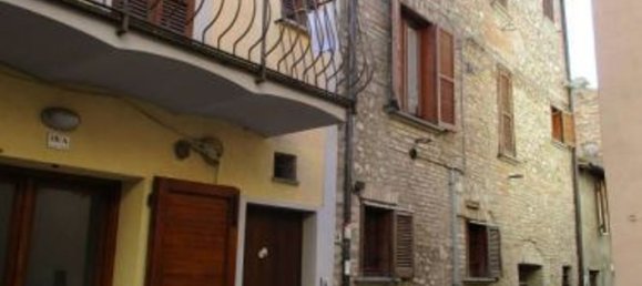 2 rooms Apartment in Bastia Umbra, Italy No. 34851 2