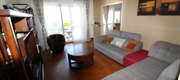 2 bedrooms Apartment in Noisy-le-Grand, France No. 176639 4