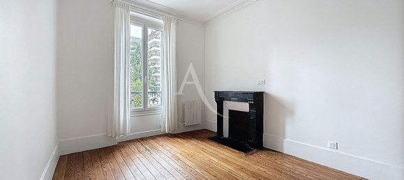 2 chambres Appartement à Puteaux, France No. 299569 7