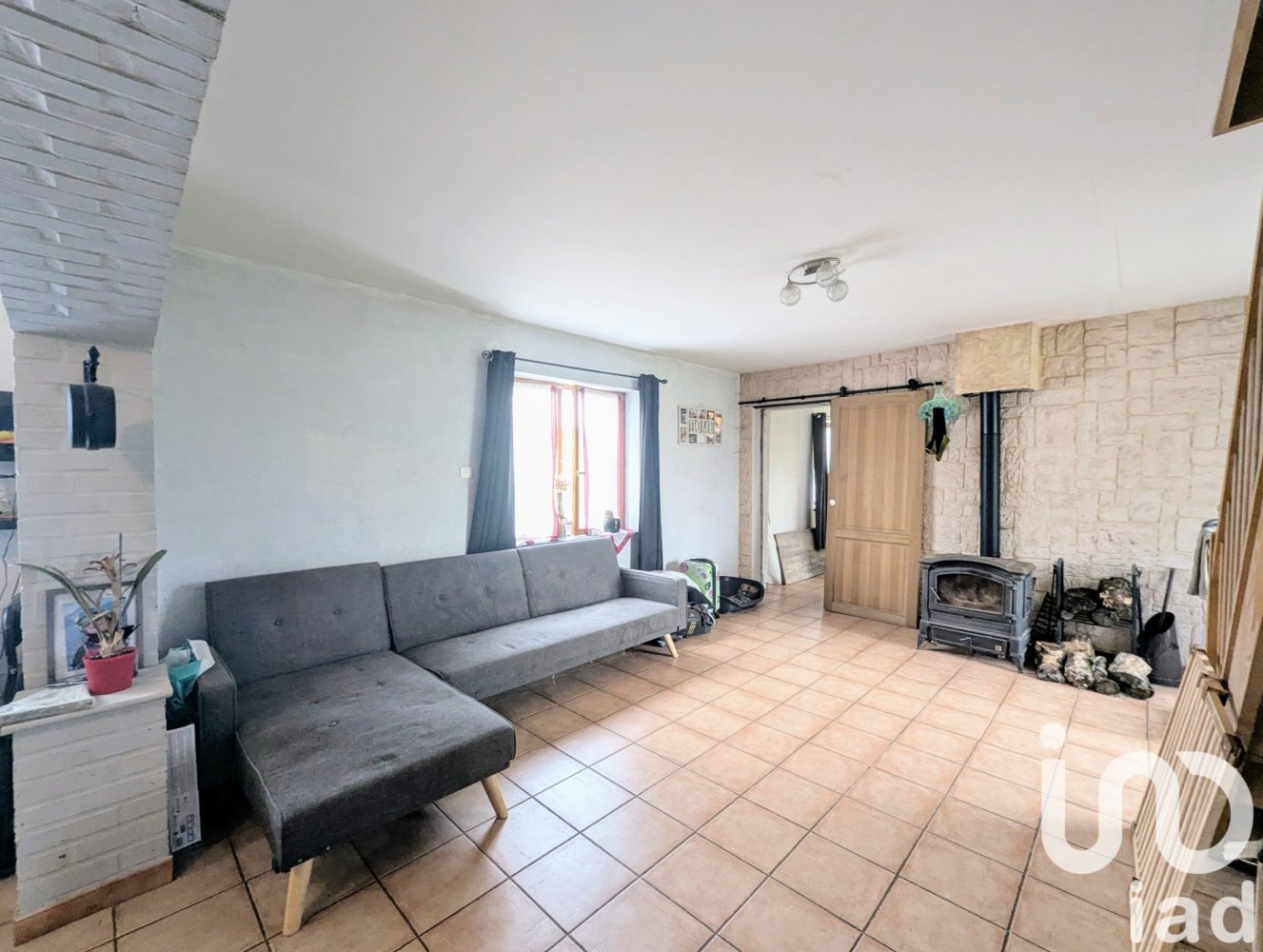 3 chambres Maison à Pont-sur-Sambre, France No. 159311