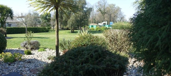 6 bedrooms House in Sainte-Bazeille, France No. 104660 18